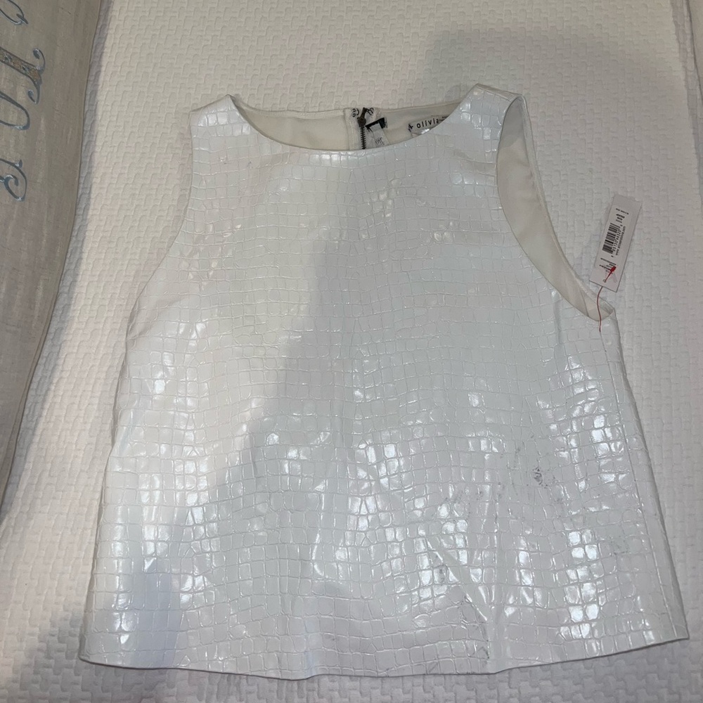 NWT Alice & Olivia White top size 2
